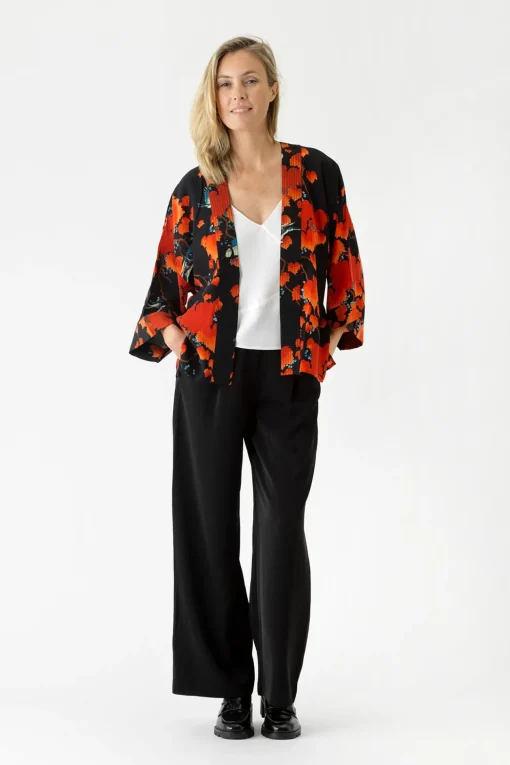 Acer Black Crepe Kimono