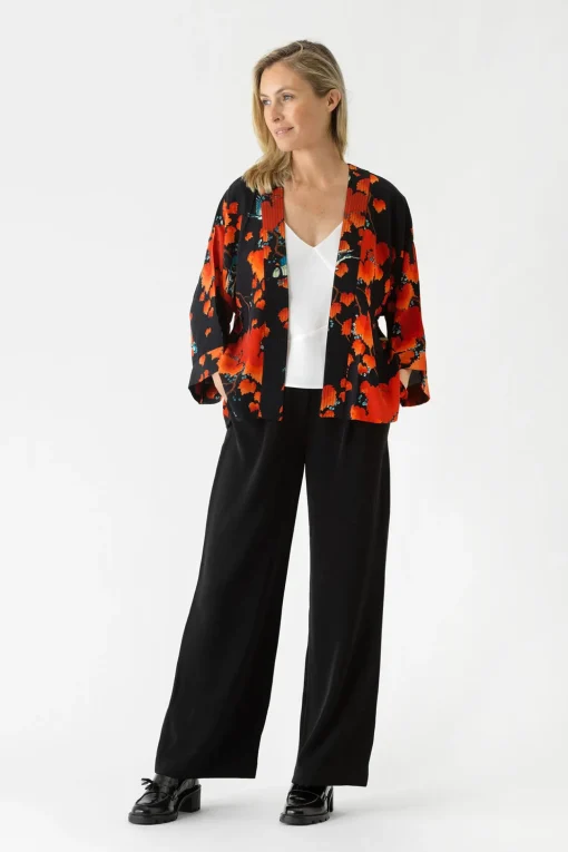Acer Black Crepe Kimono