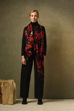 Acer Black Wool Scarf