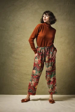 Country Toile Berry Crepe Pants