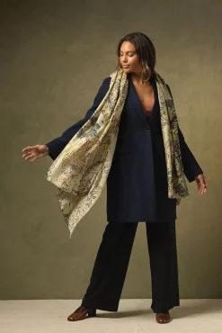 Dhurrie Taupe Scarf