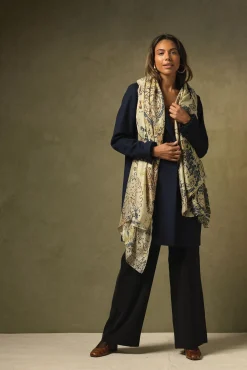Dhurrie Taupe Scarf