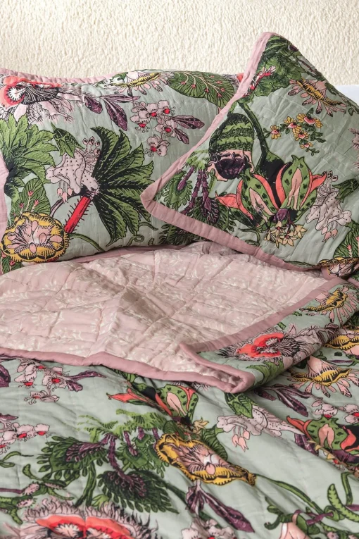 Eccentric Blooms Putty Bedspread