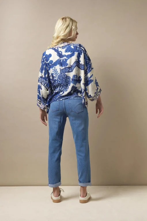 Giant Willow Blue Kimono
