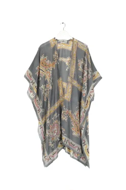 Handkerchief Grey Throwover