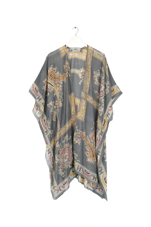 Handkerchief Grey Throwover