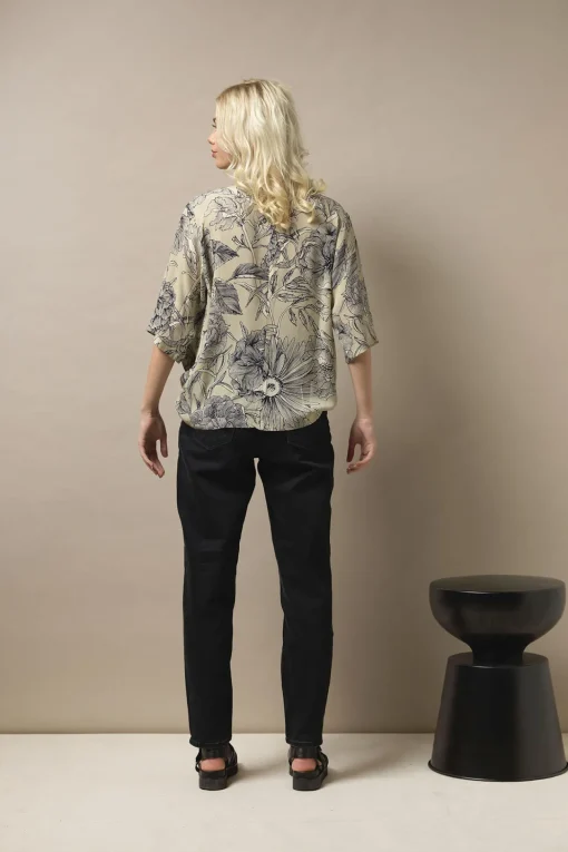 Kew Etched Floral Stone Rachel Top