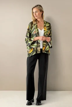 Kew Evergreen Black Kimono