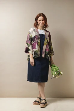 Kew Protea Stone Kimono