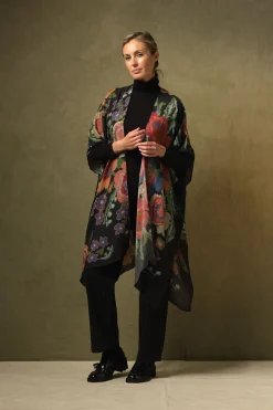 Woven Flower Black Wool Throwover