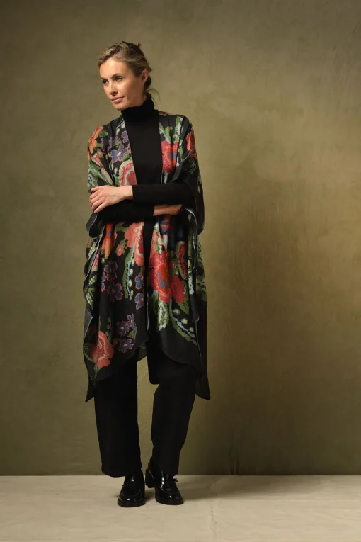 Woven Flower Black Wool Throwover